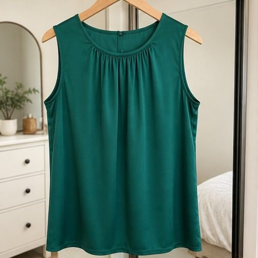 Emerald V Neck Top